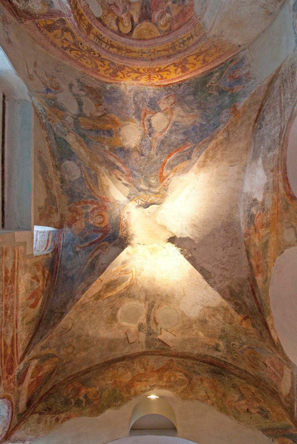 27 2nd, S.Maria, Ceiling 150