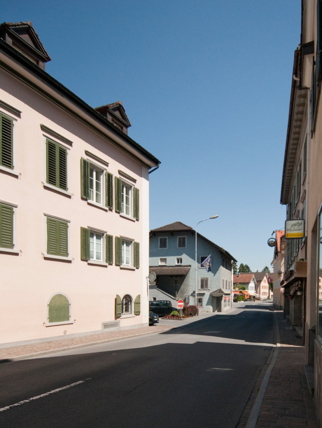 Wangserstrasse, vom Platz, Rathaus, links_DSC0017_2